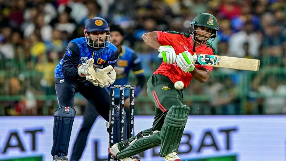 শ্রীলংকার বিপক্ষে টস হেরে ব্যাটিংয়ে বাংলাদেশ